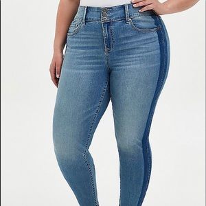 Jegging(Size 30T)(BASICALLY NEW)